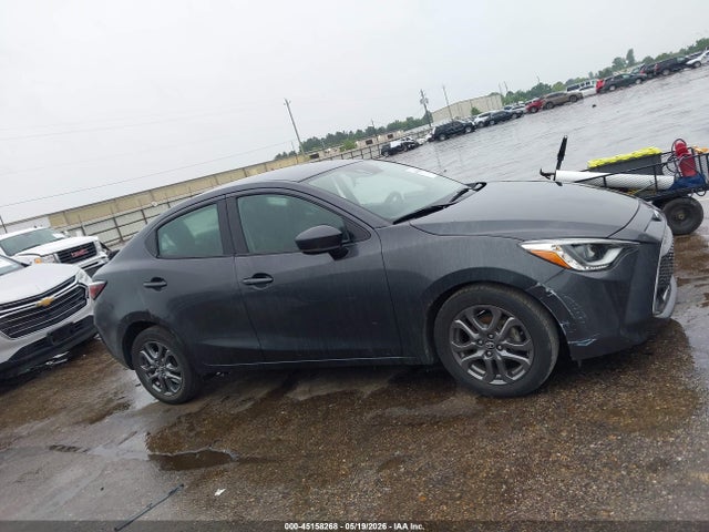 Toyota Yaris Xle