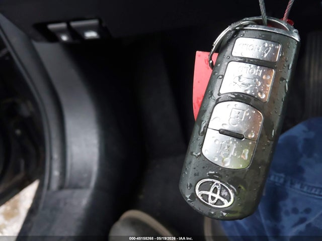 Toyota Yaris Xle