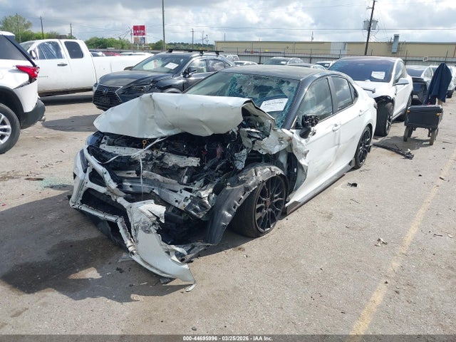 Toyota Camry Trd
