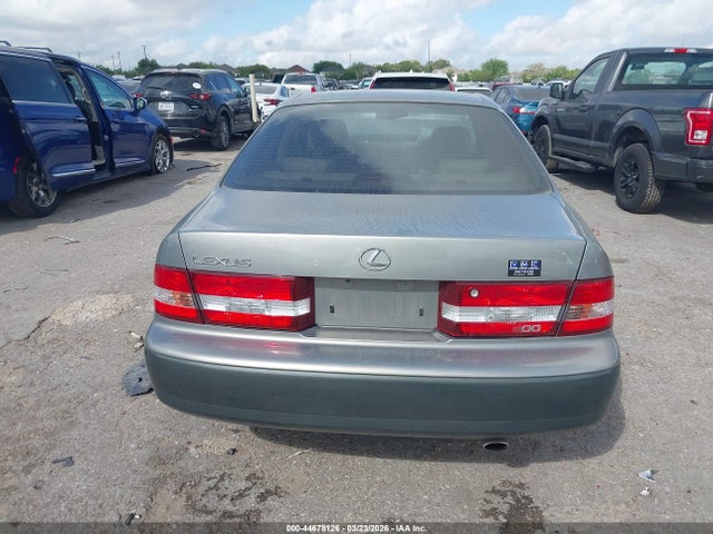 Lexus Es
