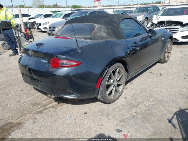 Mazda MX-5 Miata Grand Touring