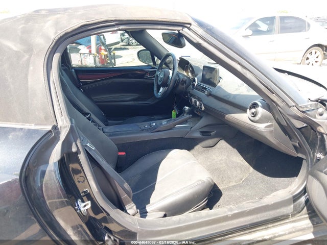 Mazda MX-5 Miata Grand Touring