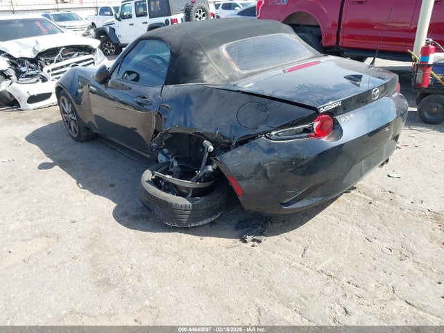 Mazda MX-5 Miata Grand Touring