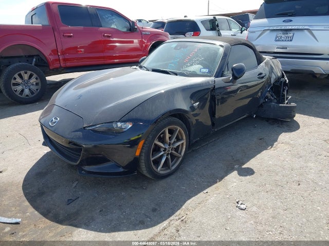 Mazda MX-5 Miata Grand Touring