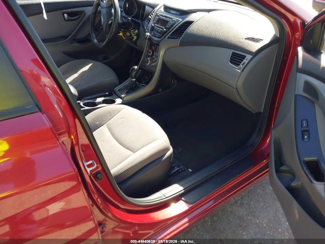 Hyundai ELANTRA Se