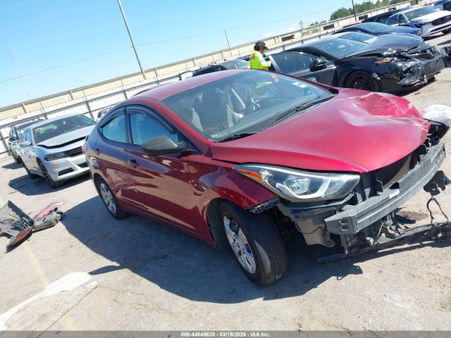 Salvage Hyundai ELANTRA Image