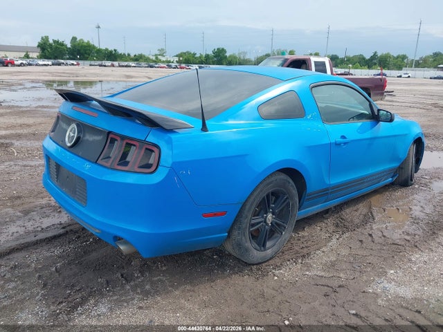 Ford Mustang V6