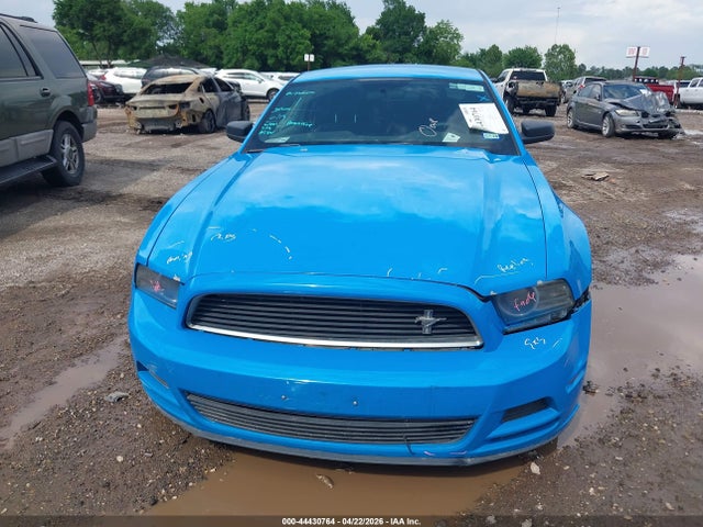 Ford Mustang V6