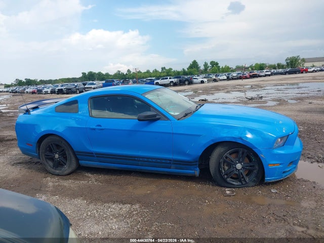 Ford Mustang V6