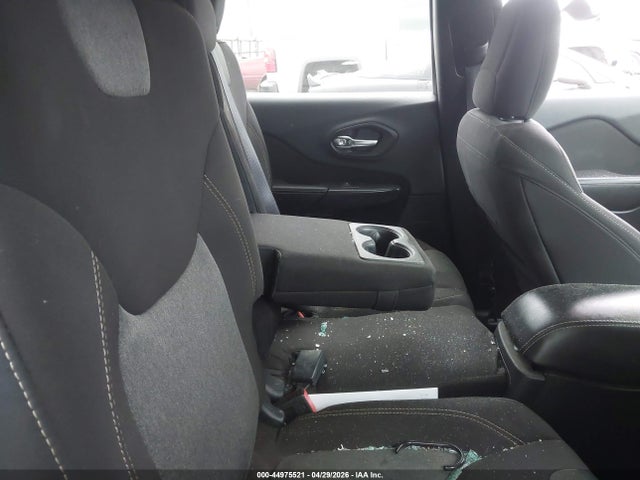 Jeep Cherokee Sport