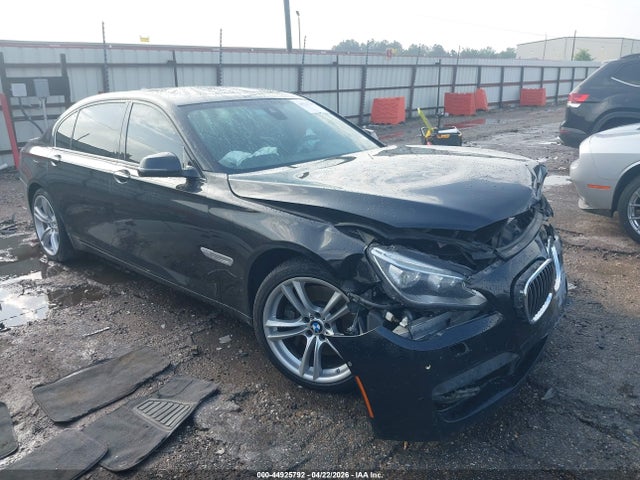 Salvage BMW 7 Series Image