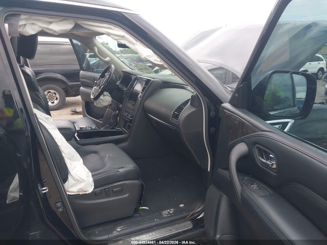 INFINITI Qx Luxe Awd