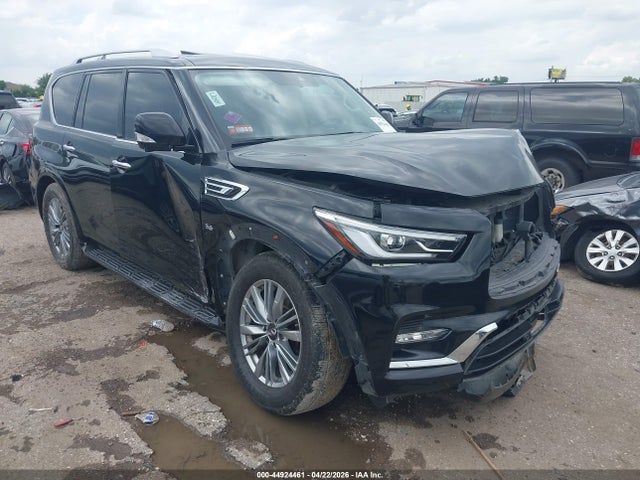 Salvage INFINITI Qx Image