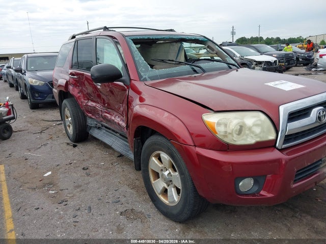 Salvage Toyota 4Runner Image