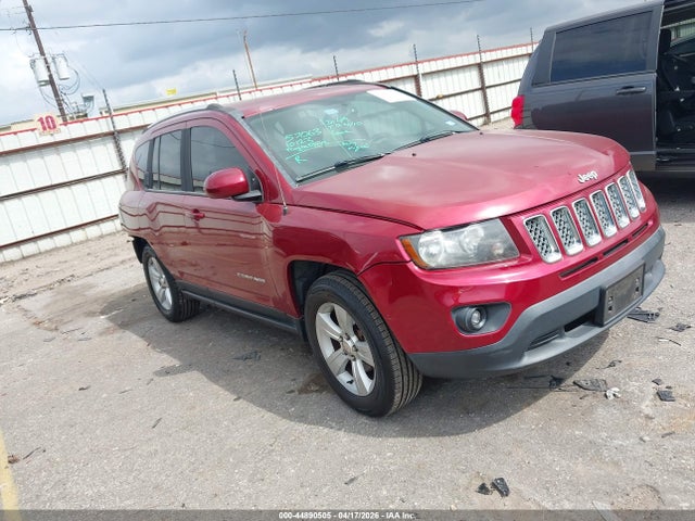 Salvage Jeep Compass Image