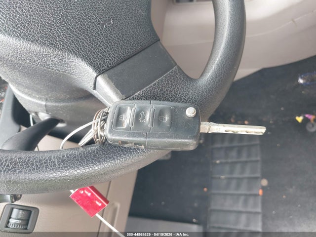 Volkswagen Tiguan S