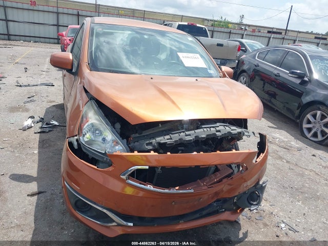 Mitsubishi Mirage Es