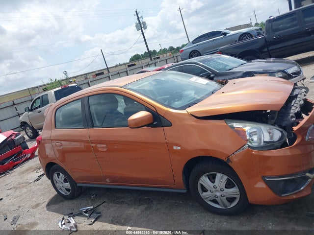 Mitsubishi Mirage Es