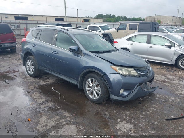 Salvage Toyota RAV4 Image