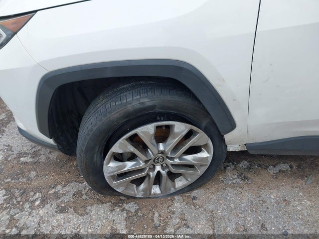 Toyota RAV4 Xle Premium