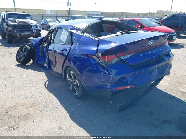 Hyundai ELANTRA Sel