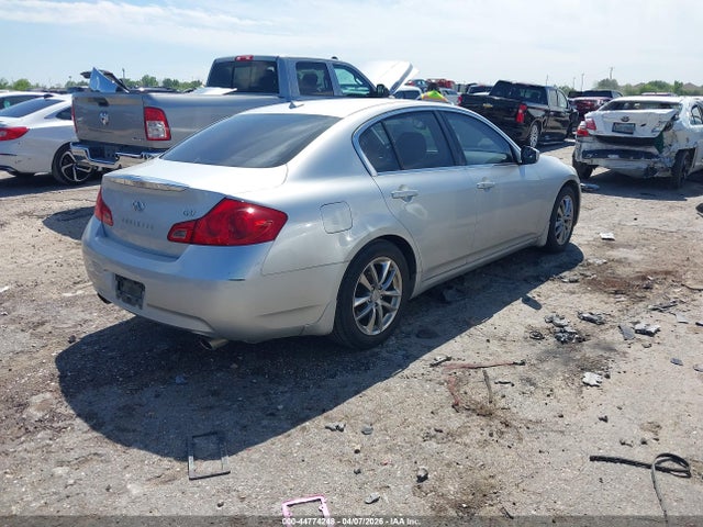 INFINITI G37 Journey