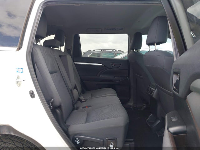 Toyota Highlander Le