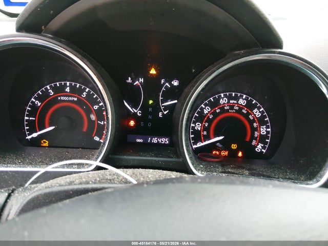 Toyota Highlander Base V6