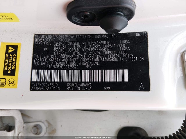 Toyota Highlander Base V6