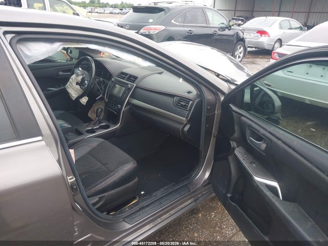 Toyota Camry Se