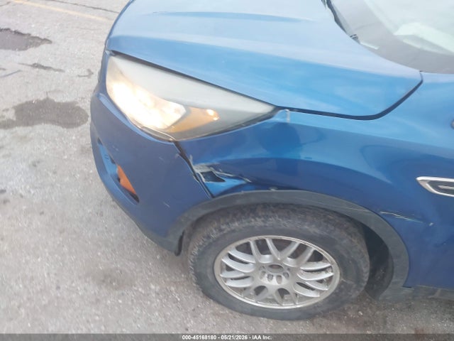 Ford Escape S