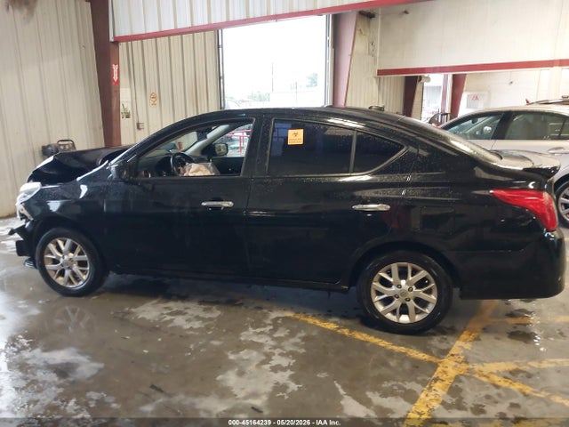 Nissan Versa 1.6 Sv