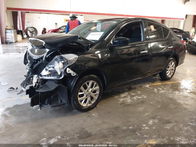 Nissan Versa 1.6 Sv