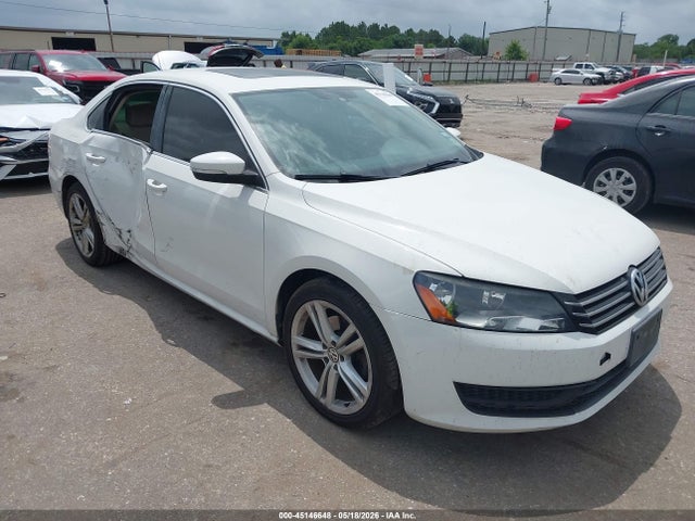 Salvage Volkswagen Passat Image