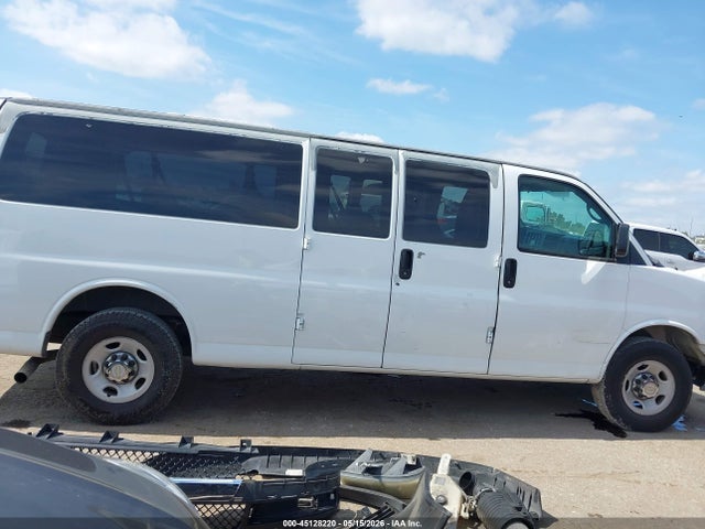 Chevrolet Express Lt