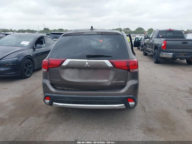 Mitsubishi Outlander Es