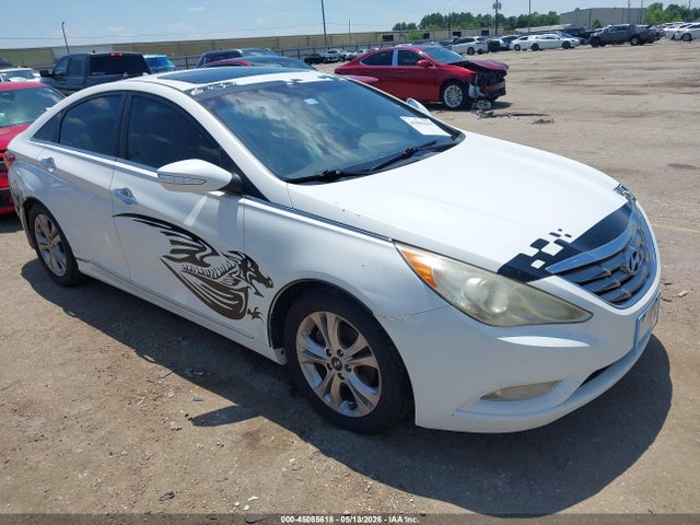 Salvage Hyundai SONATA Image
