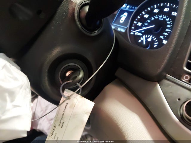 Hyundai ELANTRA Sel