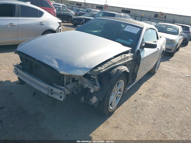 Ford Mustang V6