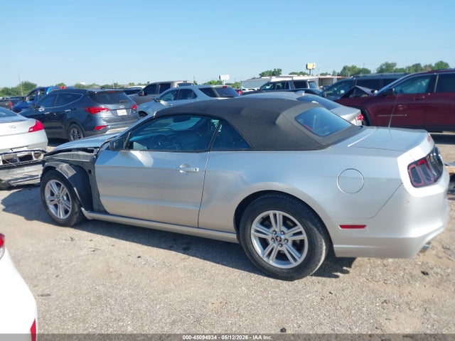Ford Mustang V6