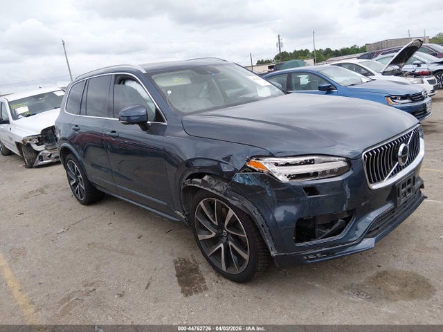Salvage Volvo XC90 Image