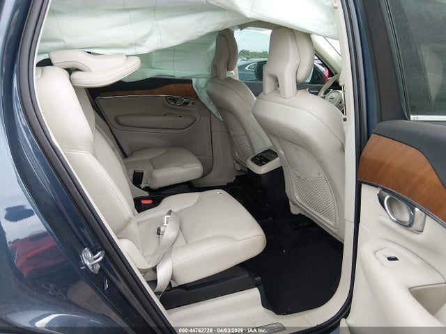 Volvo XC90 T6 Momentum 6 Passenger
