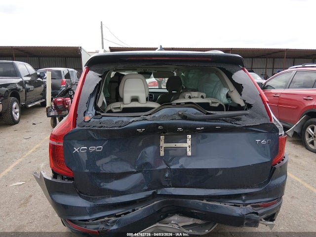 Volvo XC90 T6 Momentum 6 Passenger