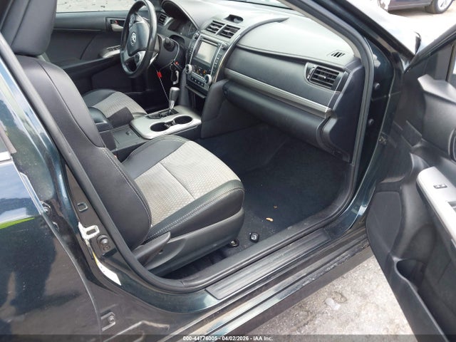 Toyota Camry Se V6