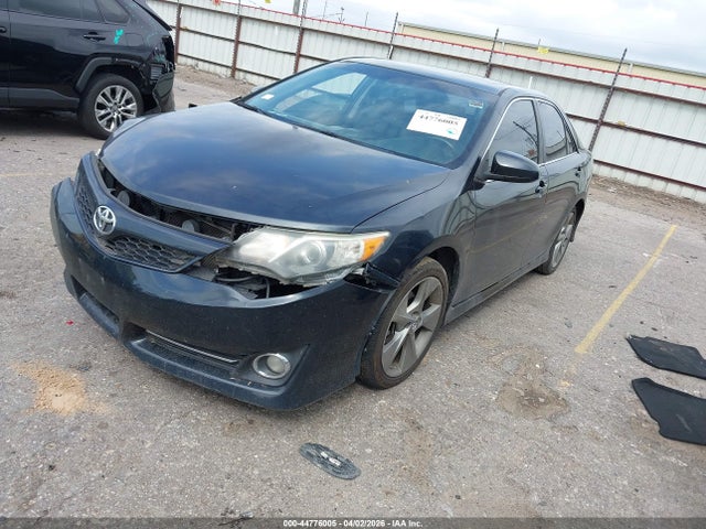 Toyota Camry Se V6