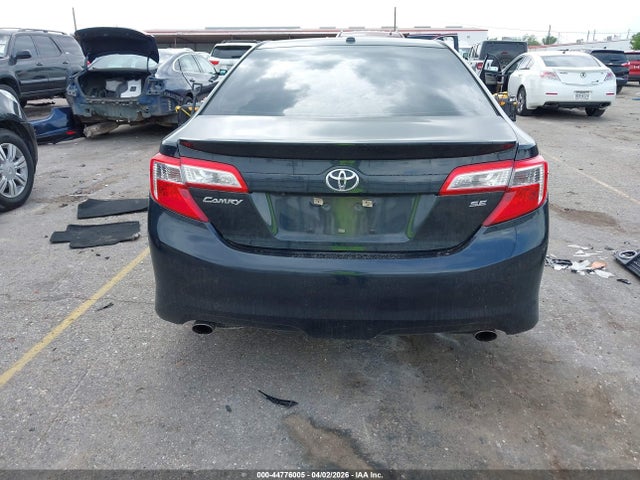 Toyota Camry Se V6
