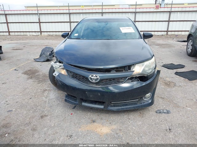 Toyota Camry Se V6