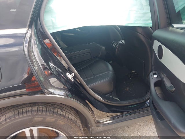 Mercedes-Benz GLC Suv