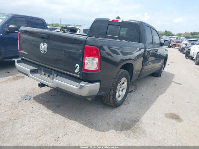 Ram 1500 Lone Star  4x2 6'4 Box