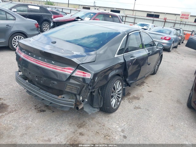 Lincoln MKZ Premiere